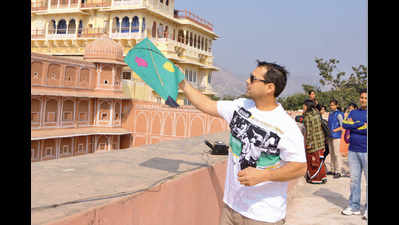 'Annual Kite Festival’ begins at the City Palace in Jaipur