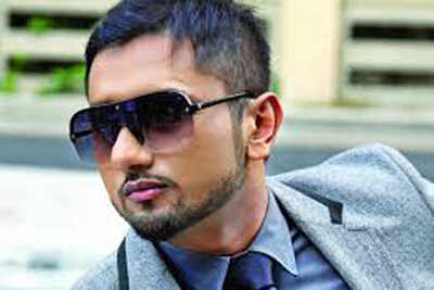 Watch: Honey Singh as taxi driver in new video | Hindi Movie News - Times of India Watch: Honey Singh as taxi driver in new video | Hindi Movie News - Times of India