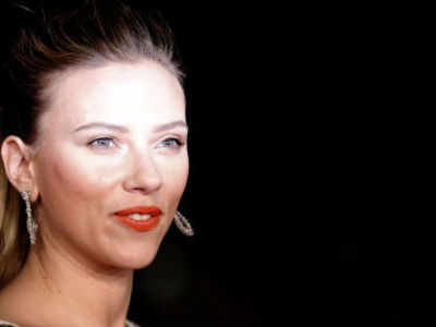 I am in no rush to marry: Scarlett Johansson