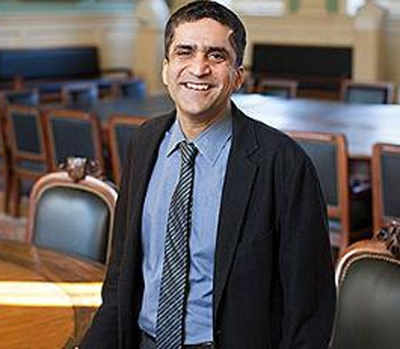 Indian-American professor Rakesh Khurana named dean of prestigious Harvard College