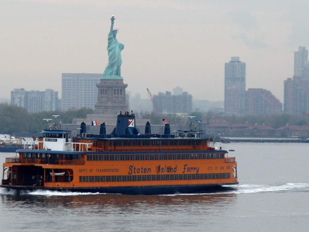 see-the-statue-of-liberty-from-the-staten-island-ferry-new-york-get-the-detail-of-see-the