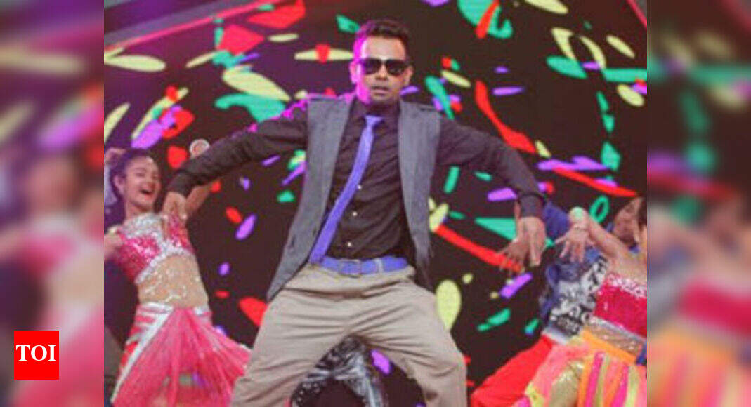 Why Javed, Naved & Ravi got teary on Boogie Woogie - Times of India