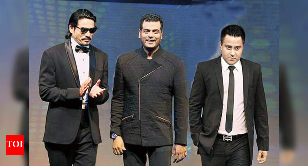Karan Raj showcases his bridalwear collection in Delhi | Events Movie ...