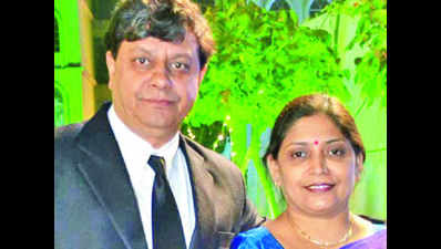 Alok Mishra and wife Bandana host party for friends at a club in Kanpur
