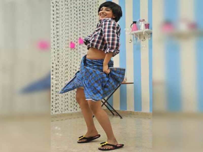 Haripriya telugu: Actress Haripriya does the lungi dance | Telugu ...