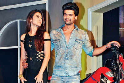 Gauahar and I are not competing with each other: Kushal