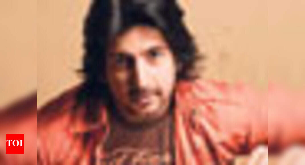 Aslam finds out Shakti’s hidden secret! | Hindi Movie News - Times of India