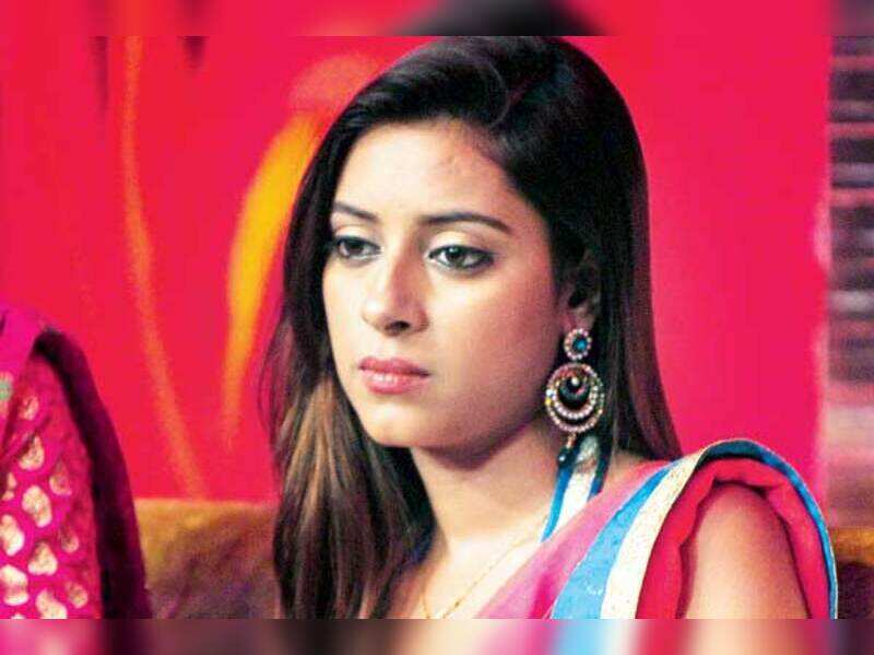 Did Pratyusha fake her illness? - Times of India