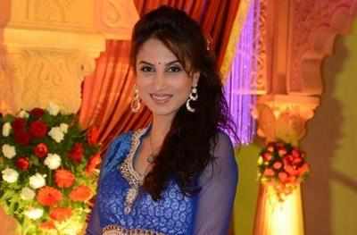 Actress Smita Gondkar attends producer Ajay Gupta's wedding in Pune