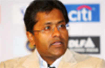 Ban BCCI chief Srinivasan for life: Lalit Modi