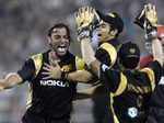 IPL: Knight Riders thrash Daredevils