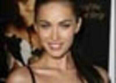 Megan Fox goes topless for 'Jennifer's Body' | English Movie News