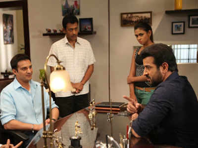 Enjoyed spending time with Jimmy: Ronit Roy