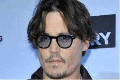 Johnny Depp honoured at makeup and hairstylists awards