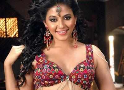 Anjali in biopic of soft porn actress Shakeela?