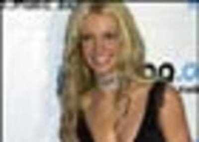 Britney imitating Julia?