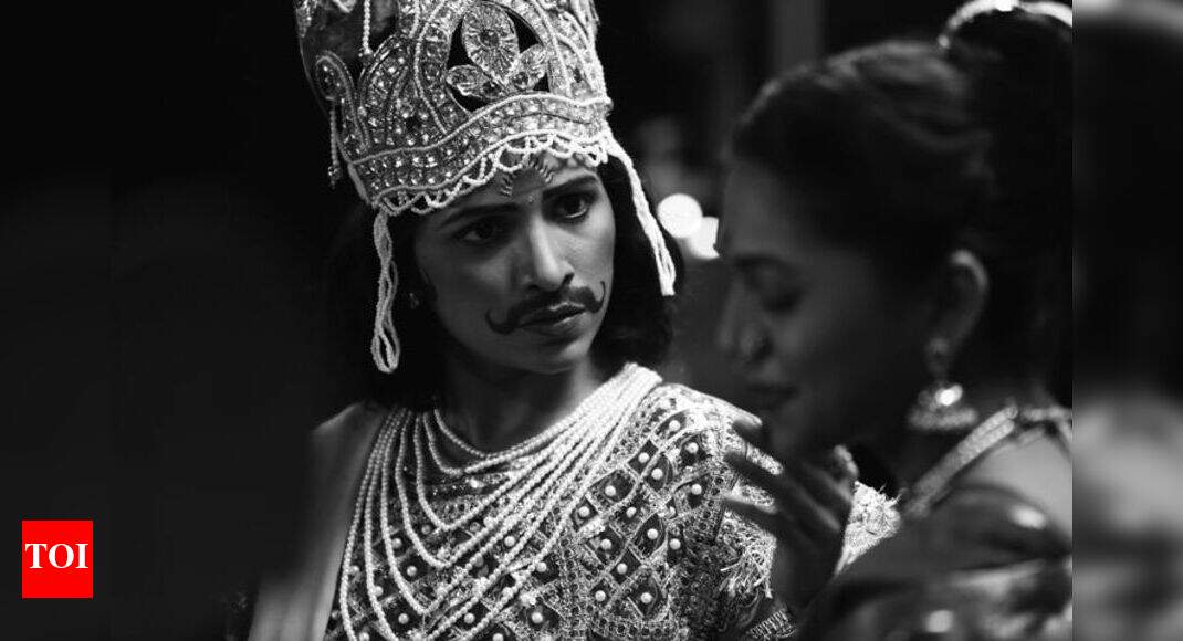Viju Mane: I feel lucky to live the life of a lesbian: Veena Jamkar ...