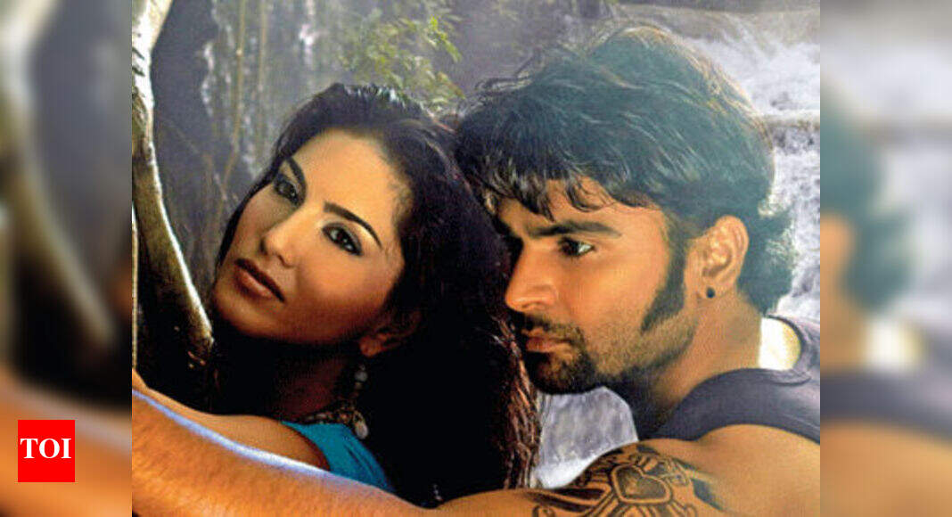 Wish Sunny Leone wasn't in the video of my song: Arijit Singh | Hindi Movie News - Times of India Wish Sunny Leone wasn't in the video of my song: Arijit Singh | Hindi Movie News - Times of India