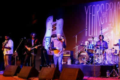 Benny Dayal enthralls fans at a music concert in Pune