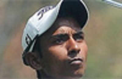 Rashid Khan recovers to lead by four at DGC