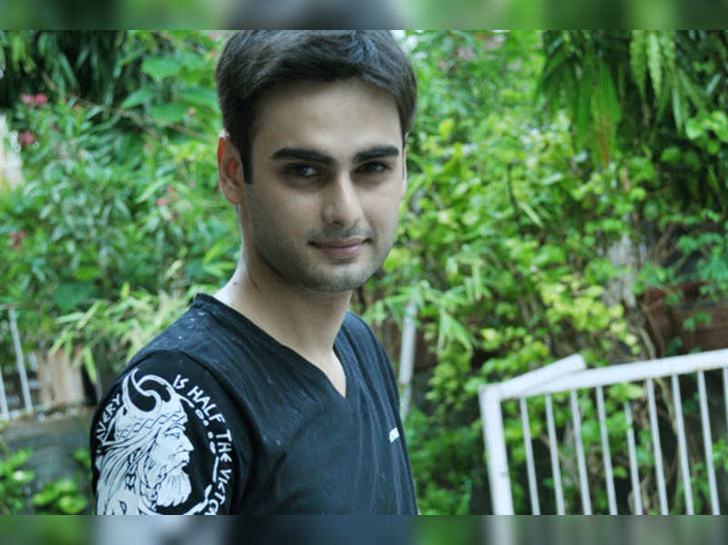 After coming to Ahmedabad, I don't feel like going back to the fast-pace life of Mumbai: Varun Kapoor
