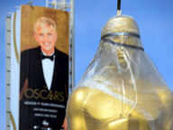 Ellen DeGeneres returns to Oscars