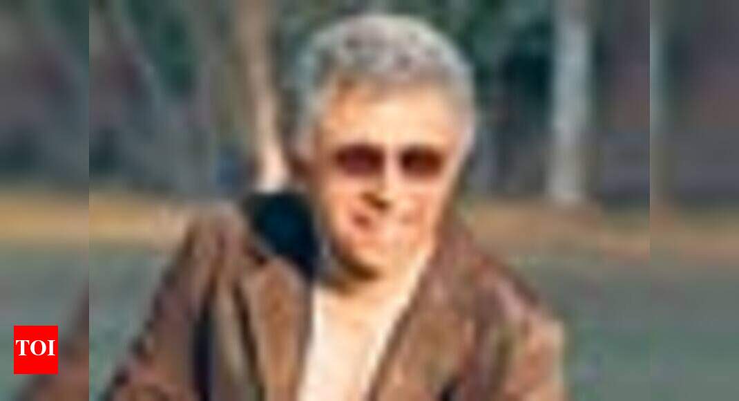 Naseer to play chef! | Hindi Movie News - Times of India
