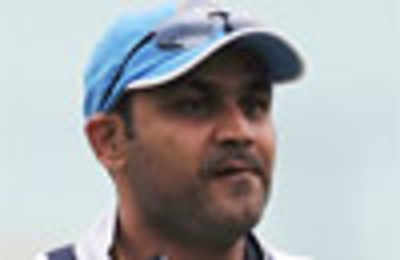 Delhi beat Himachal as Sehwag pulls out