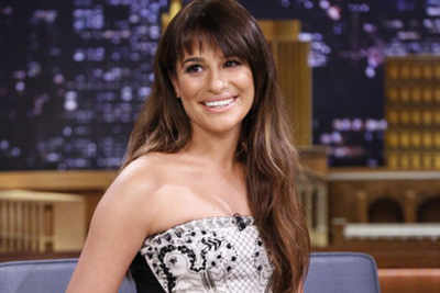 Lea Michele comfortable to walk naked in her house English Movie