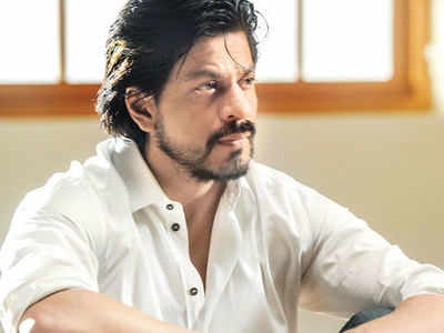 Shah Rukh Khan gives tips to Saidah Jules