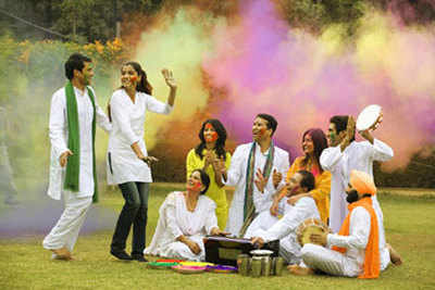 Go organic to protect your skin and hair this Holi