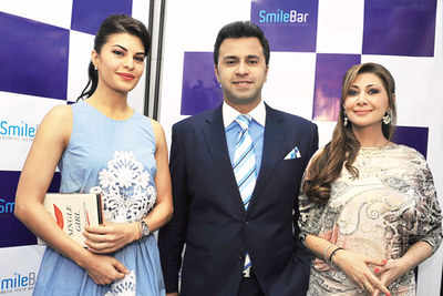 Jacqueline attends launch of 'SmileBar' in Mumbai