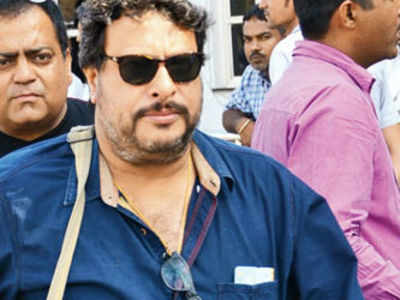 I wanted village, haveli, sand dunes all close by: Tigmanshu Dhulia