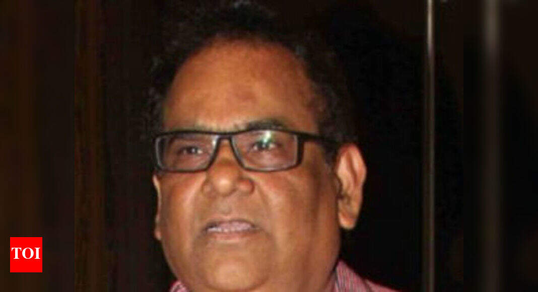 From ghosts to Dolly and two immigrants for Satish Kaushik Hindi