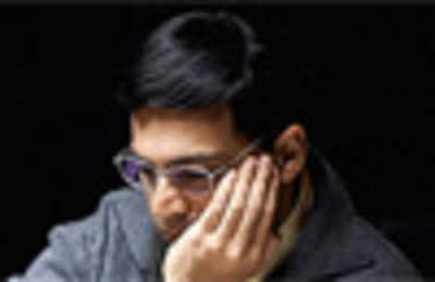 Anand draws with Topalov in Candidates Chess tournament