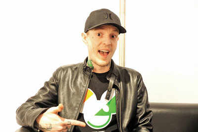 I can’t play Holi and go back all pink and purple: Deadmau5