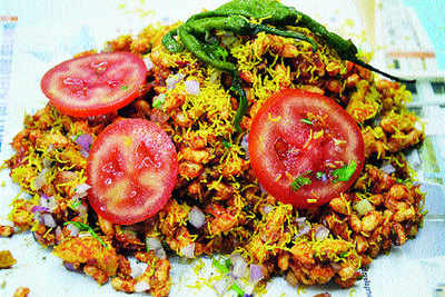 The most popular spicy bhel joints of Kolhapur