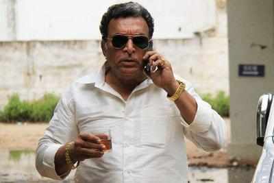 Nasser loses hair for director Vijay's Saivam