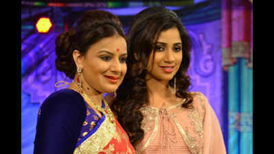 Shreya Ghoshal and Pooja Gandhi add glamour to Abhinetri audio launch in Bangalore