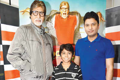 Amitabh Bachchan showcased new song from Bhoothnath Returns at Reliance Digital Xpress in Mumbai