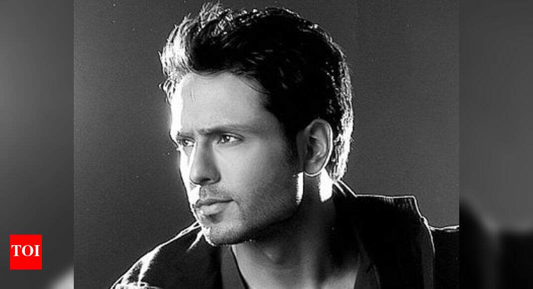 I can’t relate to reality shows: Iqbal Khan - Times of India
