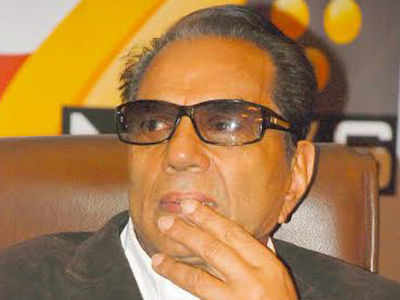 Want to do more films with my sons: Dharmendra