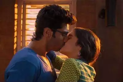 Arjun says, I kiss well: Alia Bhatt