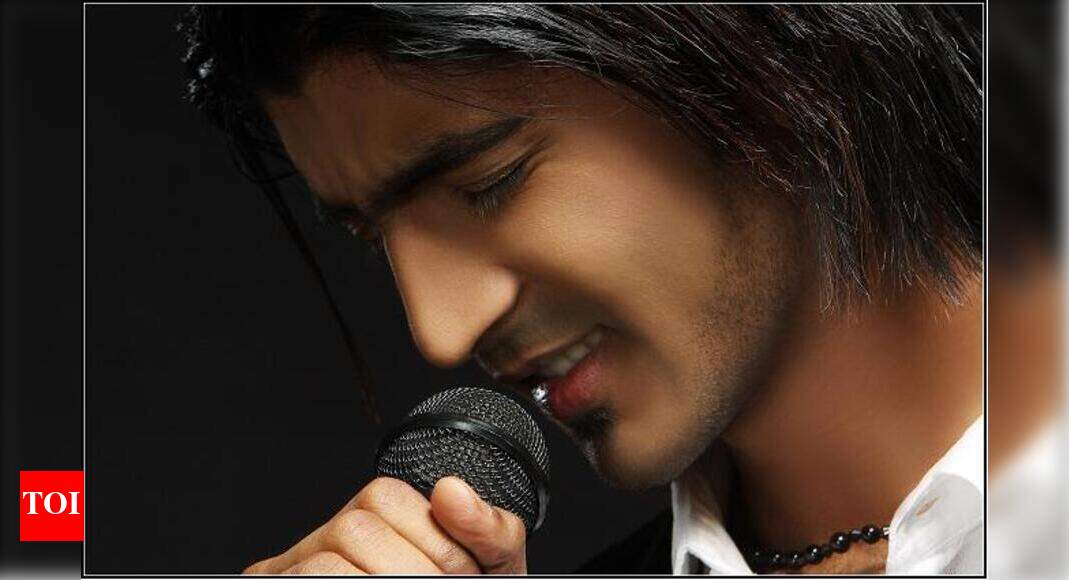 Behne de singer makes Tolly debut | Bengali Movie News - Times of India