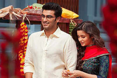 Watch Arjun and Alia get senti in Chaandaniya