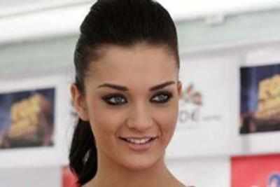 Amy Jackson to sizzle in a solo song in Shankar's film