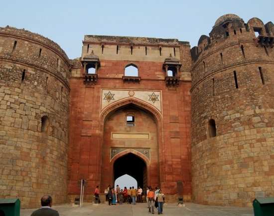 Purana Qila - Delhi: Get the Detail of Purana Qila on Times of India Travel