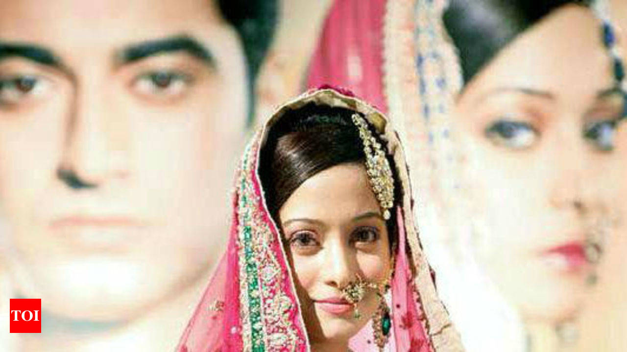 Beintehaa - Full Episode 1 - With English Subtitles - YouTube