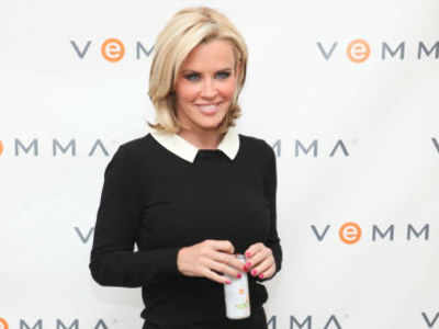 Jenny McCarthy engaged to Donnie Wahlberg