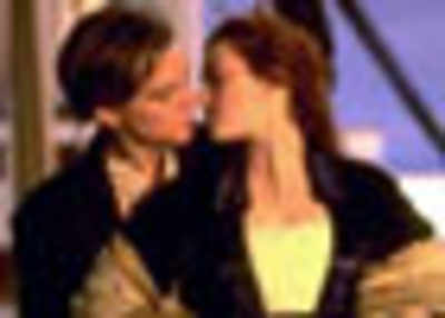 True love story backs 'Titanic' romance
